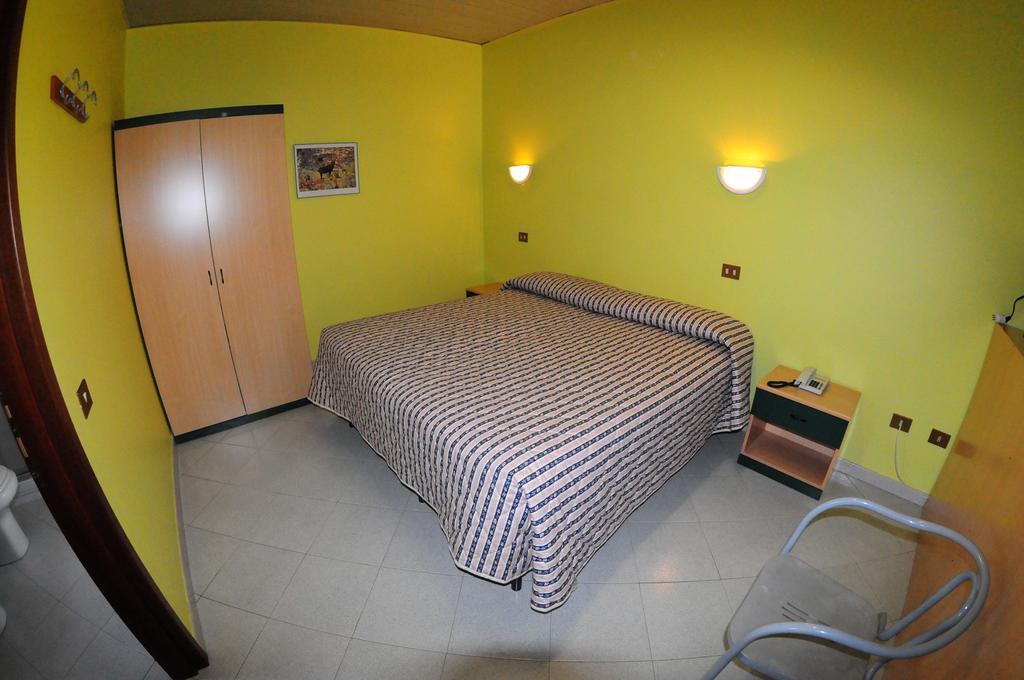 Residence Eden Park Aosta Habitación foto